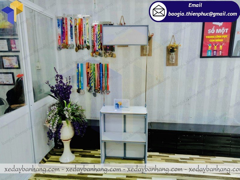 mua quầy booth sắt mini bán cafe phin ở đâu