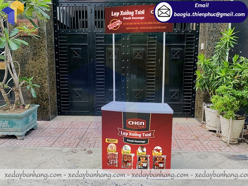 booth nhựa bán lạp xưởng