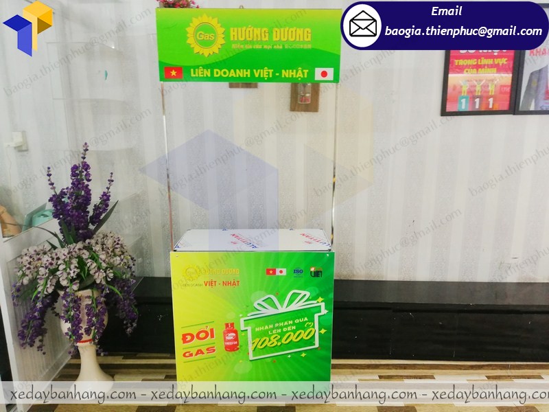 booth bán hàng bằng sắt ở hcm