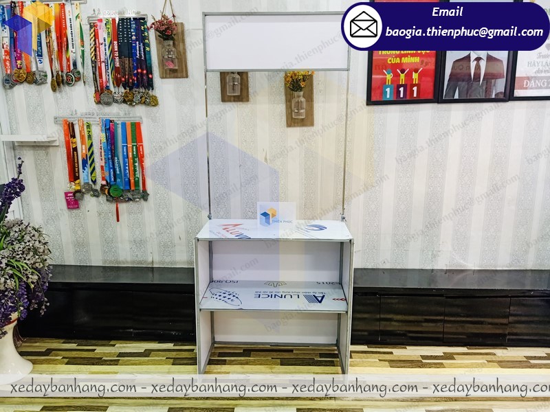 cung ứng booth quảng cáo bằng sắt  đẹp