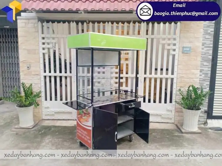 đặt làm xe bán bánh mì bằng sắt