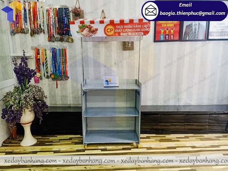 đóng booth lắp ráp bán hàng