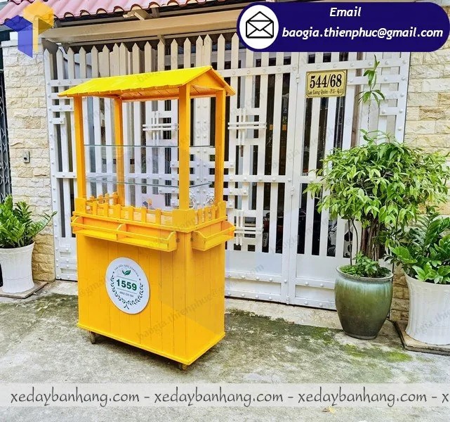 mẫu tủ trà sữa bằng gỗ pallet đẹp