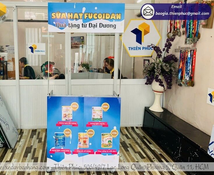 Quầy Quảng Cáo Sữa Gấp Gọn Rẻ