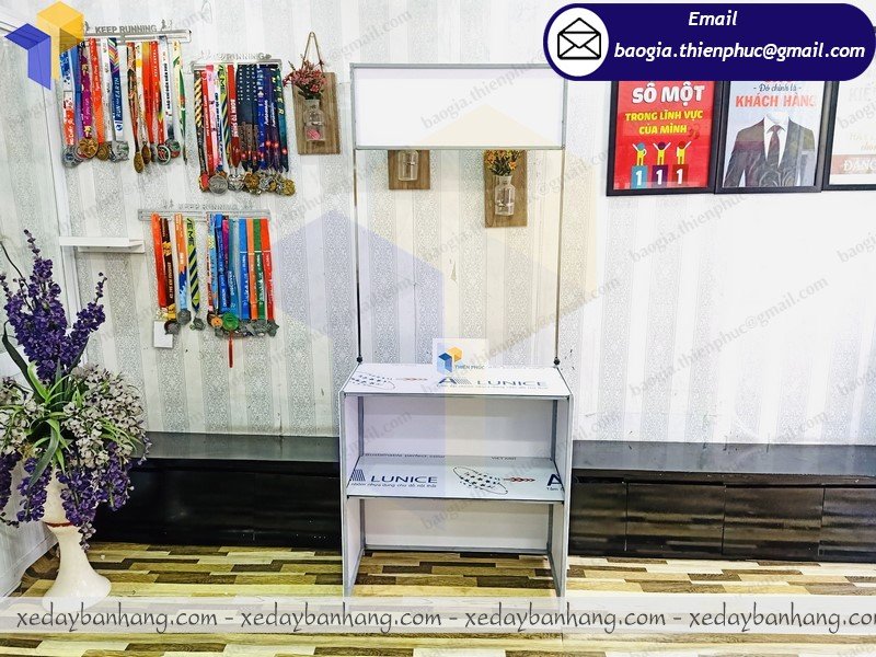 thiết kế booth bán hàng hội chợ giá rẻ