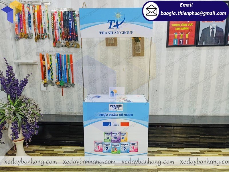 thiết kế booth sắt sampling giá rẻ