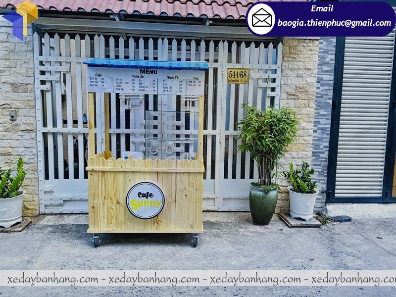 tủ gỗ pallet bán cafe di động