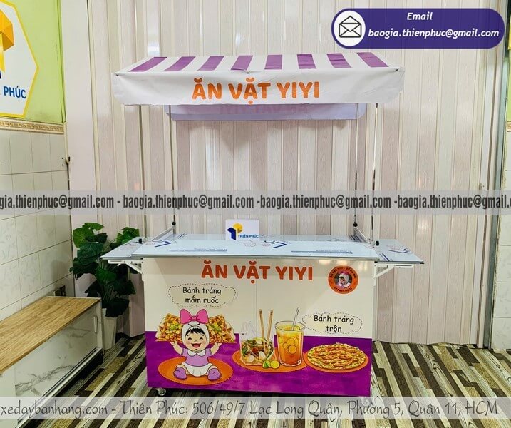 quầy bán đồ ăn vặt