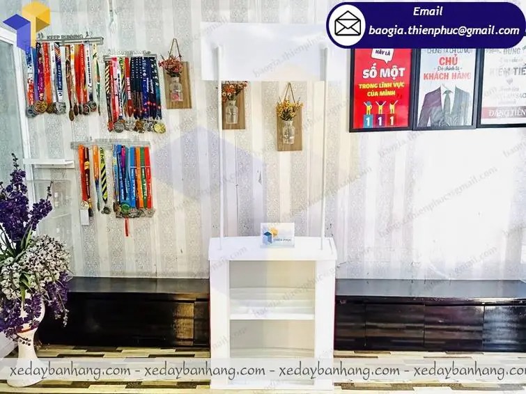 xưởng đóng booth nhựa lắp ráp giá rẻ